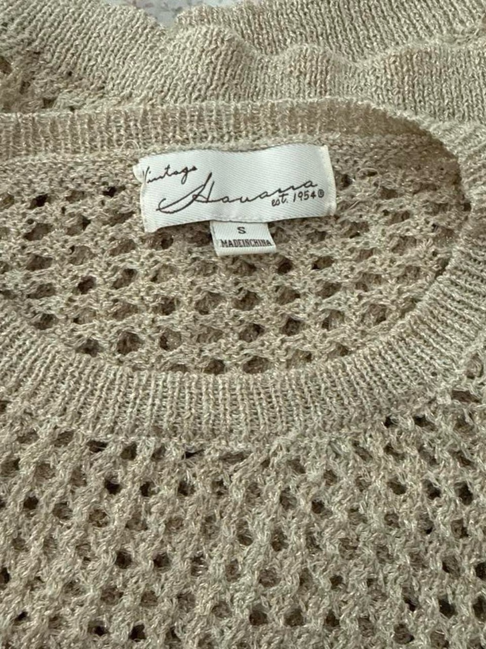 Gold sweater - Picture 3 of 4